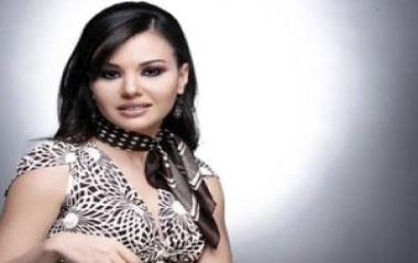 دينا فؤاد معجبة بألبوم تامر حسني
